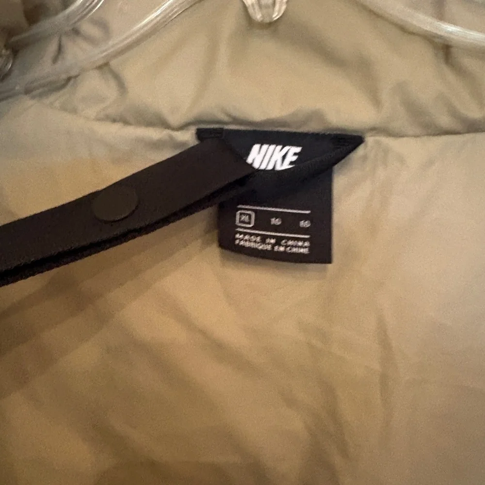 Nike Sportswear Down-Fill Puffer‎ Jacket CU5813-010 Black Women's Wayne State U